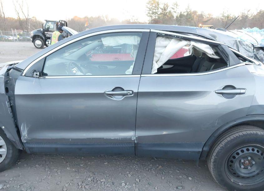 Photo 15 of 2020 Nissan Rogue SPORT S AWD XTRONIC CVT (VIN JN1BJ1CW2LW391748)