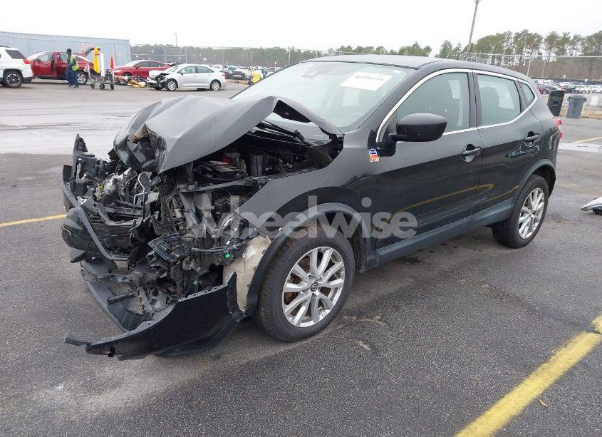 Photo 2 of 2020 Nissan Rogue SPORT S AWD XTRONIC CVT (VIN JN1BJ1CW3LW368429)