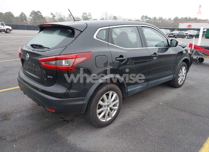 Photo 4 of 2020 Nissan Rogue SPORT S AWD XTRONIC CVT (VIN JN1BJ1CW3LW368429)