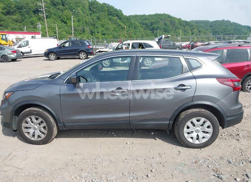Photo 14 of 2020 Nissan Rogue SPORT S AWD XTRONIC CVT (VIN JN1BJ1CW3LW640591)
