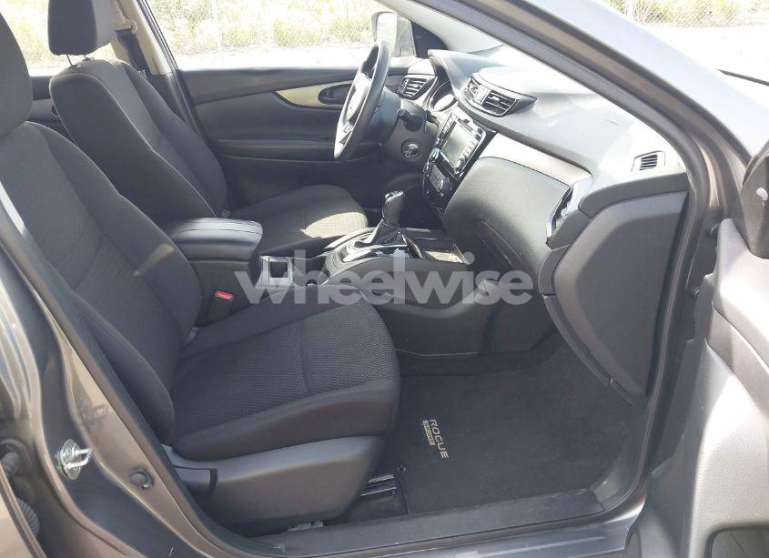 Photo 5 of 2020 Nissan Rogue SPORT S AWD XTRONIC CVT (VIN JN1BJ1CW3LW640591)