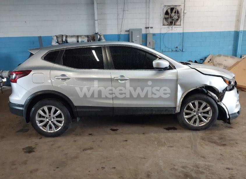 Photo 14 of 2020 Nissan Rogue SPORT S AWD XTRONIC CVT (VIN JN1BJ1CW3LW649128)
