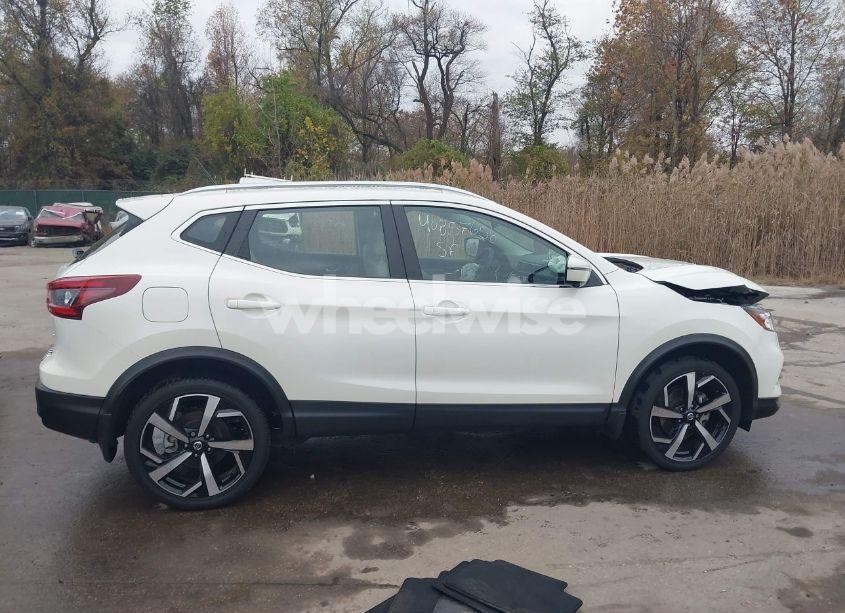 Photo 14 of 2022 Nissan Rogue SPORT SL AWD XTRONIC CVT (VIN JN1BJ1CW3NW493109)