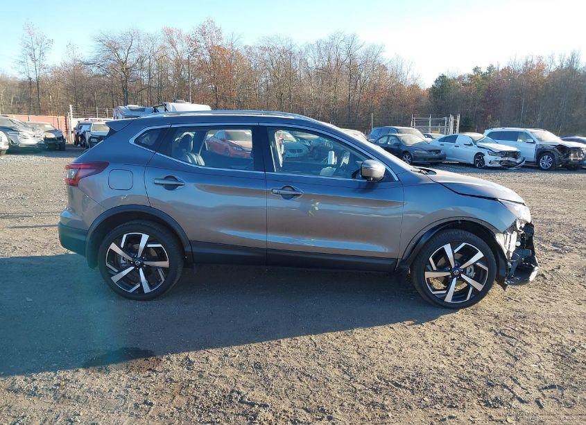 Photo 13 of 2022 Nissan Rogue SPORT SL AWD XTRONIC CVT (VIN JN1BJ1CW4NW492745)