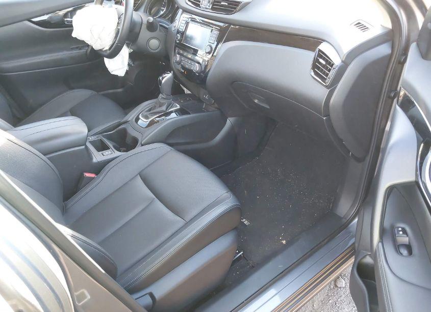 Photo 5 of 2022 Nissan Rogue SPORT SL AWD XTRONIC CVT (VIN JN1BJ1CW4NW492745)