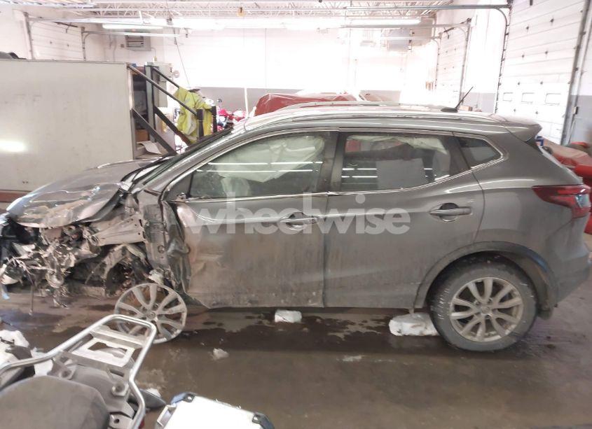 Photo 15 of 2020 Nissan Rogue SPORT SV AWD XTRONIC CVT (VIN JN1BJ1CW5LW364902)