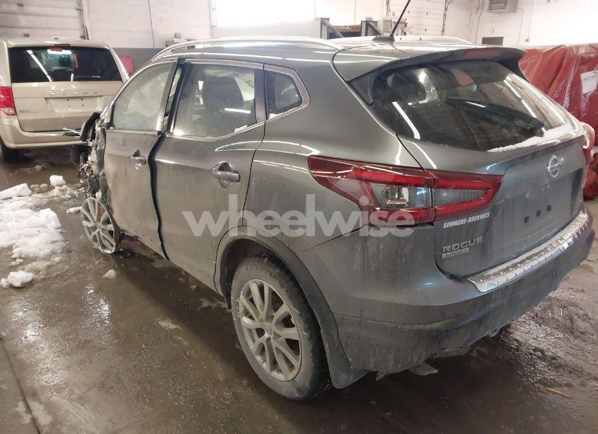 Photo 3 of 2020 Nissan Rogue SPORT SV AWD XTRONIC CVT (VIN JN1BJ1CW5LW364902)