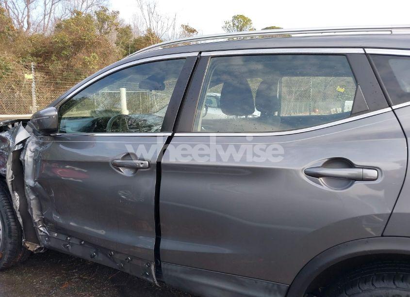 Photo 14 of 2020 Nissan Rogue SPORT SV AWD XTRONIC CVT (VIN JN1BJ1CW5LW368173)