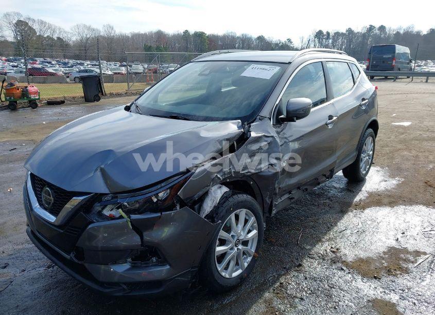 Photo 2 of 2020 Nissan Rogue SPORT SV AWD XTRONIC CVT (VIN JN1BJ1CW5LW368173)