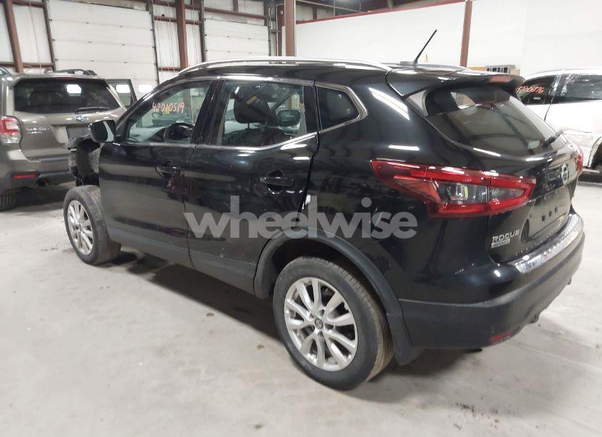 Photo 3 of 2020 Nissan Rogue SPORT SV AWD XTRONIC CVT (VIN JN1BJ1CW5LW371087)