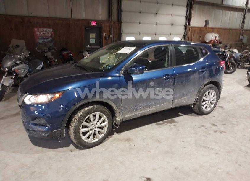 Photo 2 of 2020 Nissan Rogue SPORT S AWD XTRONIC CVT (VIN JN1BJ1CW5LW378637)