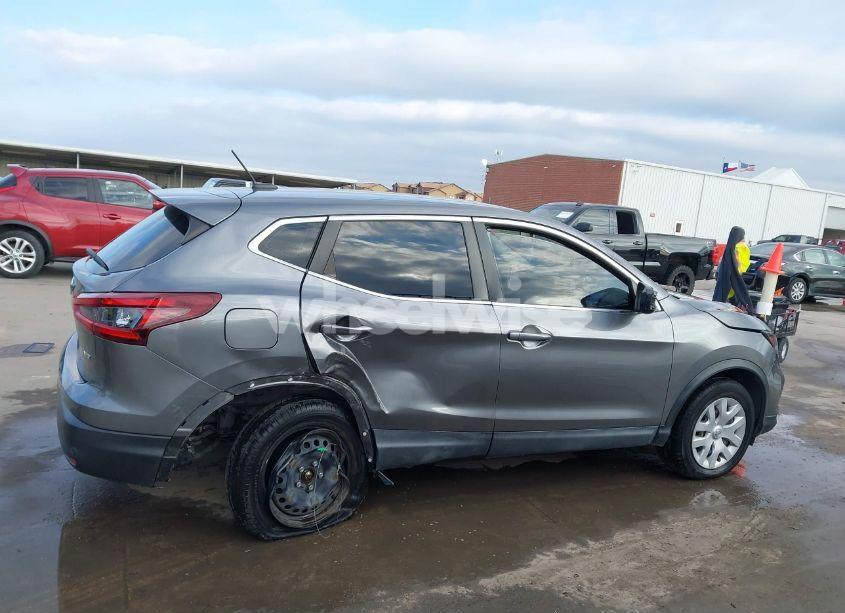 Photo 14 of 2020 Nissan Rogue SPORT S AWD XTRONIC CVT (VIN JN1BJ1CW5LW644951)