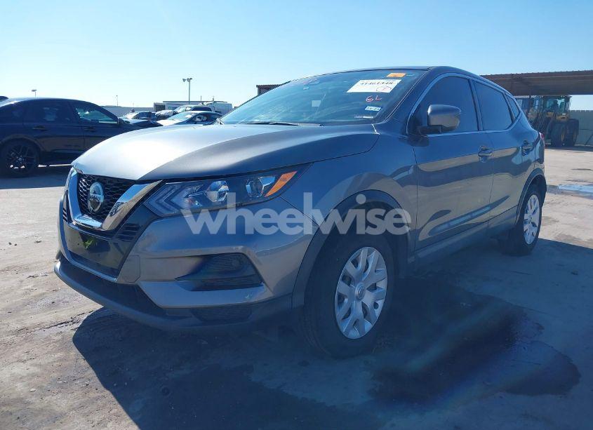 Photo 2 of 2020 Nissan Rogue SPORT S AWD XTRONIC CVT (VIN JN1BJ1CW5LW644951)
