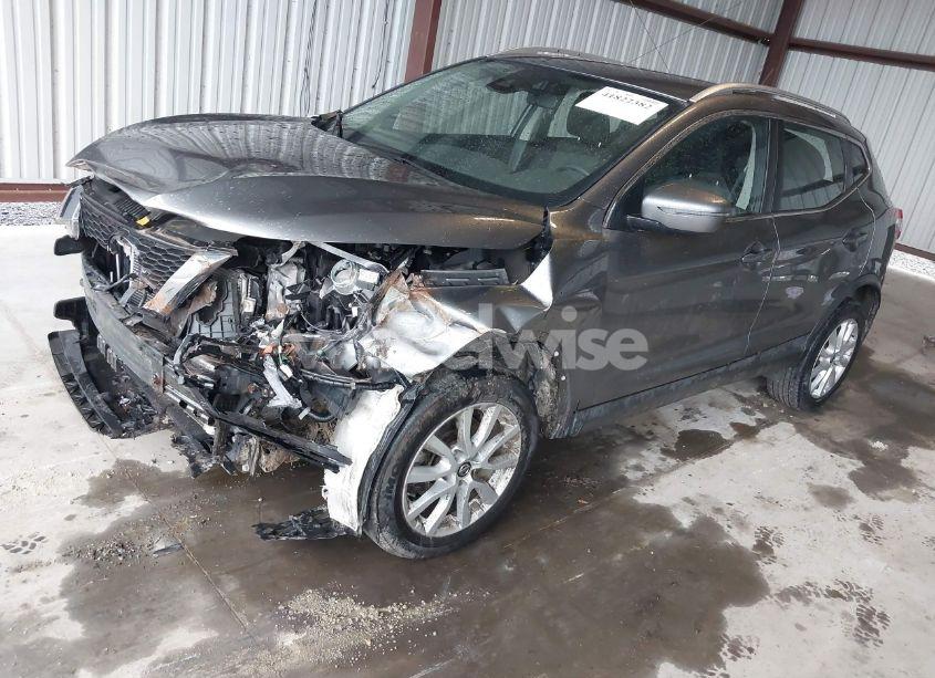 Photo 2 of 2020 Nissan Rogue SPORT SV AWD XTRONIC CVT (VIN JN1BJ1CW6LW362639)