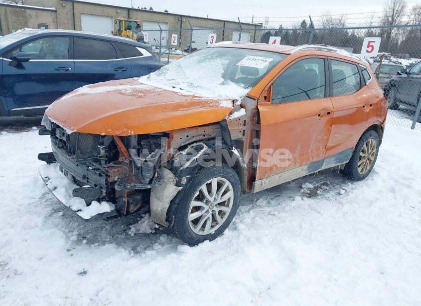 Photo 2 of 2020 Nissan Rogue SPORT SV AWD XTRONIC CVT (VIN JN1BJ1CW6LW379022)