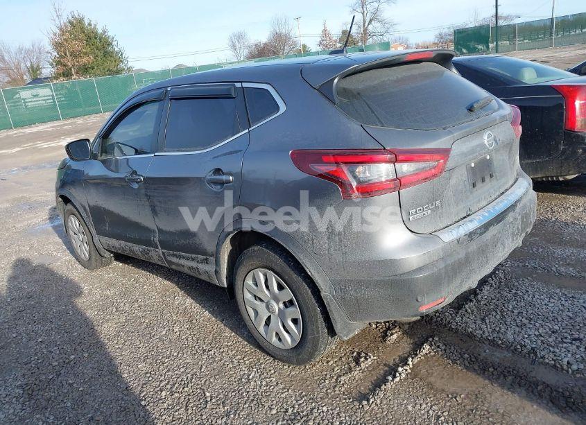 Photo 3 of 2020 Nissan Rogue SPORT S AWD XTRONIC CVT (VIN JN1BJ1CW6LW386536)