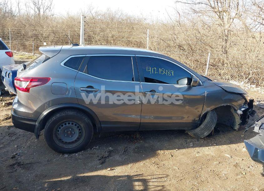 Photo 13 of 2020 Nissan Rogue SPORT S AWD XTRONIC CVT (VIN JN1BJ1CW6LW644733)