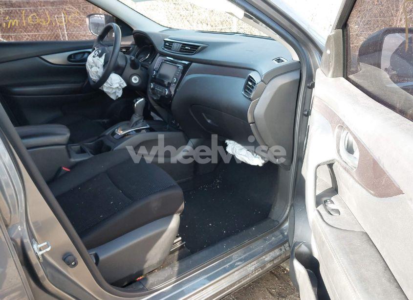 Photo 5 of 2020 Nissan Rogue SPORT S AWD XTRONIC CVT (VIN JN1BJ1CW6LW644733)