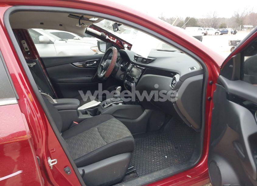 Photo 5 of 2020 Nissan Rogue SPORT SV AWD XTRONIC CVT (VIN JN1BJ1CW7LW362388)