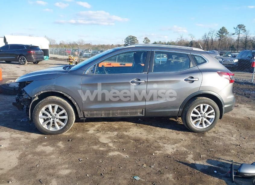Photo 15 of 2020 Nissan Rogue SPORT SV AWD XTRONIC CVT (VIN JN1BJ1CW7LW390708)