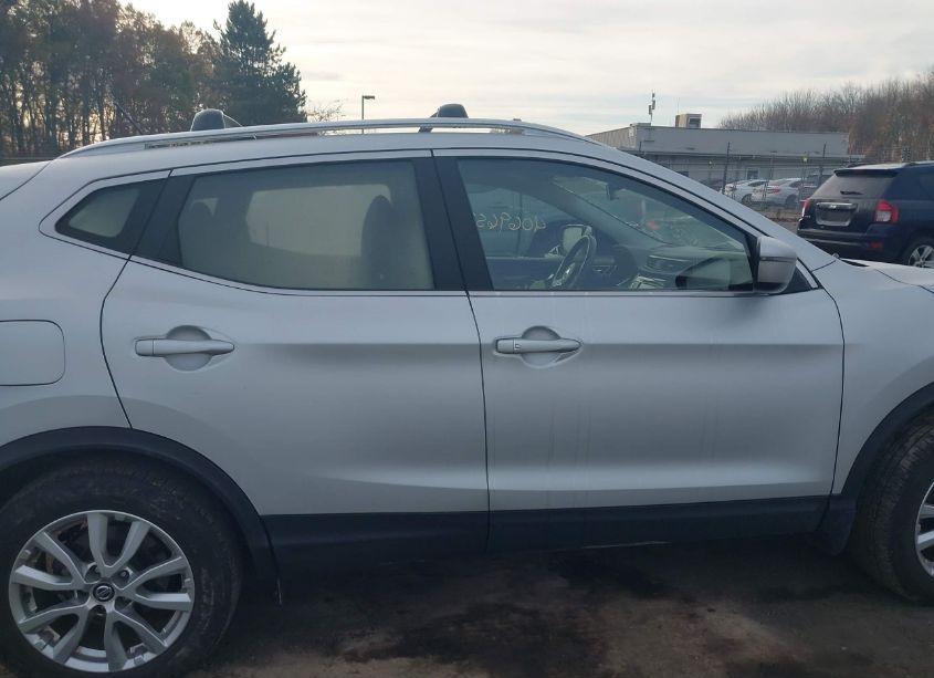 Photo 14 of 2020 Nissan Rogue SPORT SV AWD XTRONIC CVT (VIN JN1BJ1CW7LW391387)