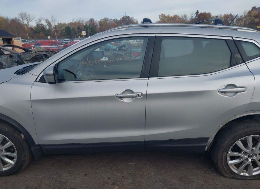 Photo 15 of 2020 Nissan Rogue SPORT SV AWD XTRONIC CVT (VIN JN1BJ1CW7LW391387)