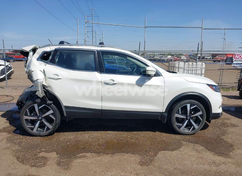 Photo 13 of 2022 Nissan Rogue SPORT SL AWD XTRONIC CVT (VIN JN1BJ1CW7NW497468)