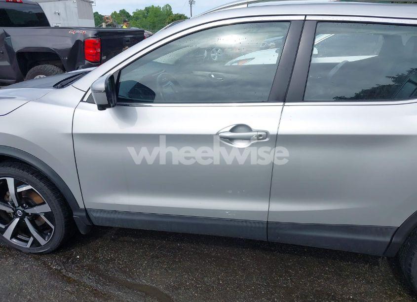 Photo 14 of 2020 Nissan Rogue SPORT SL AWD XTRONIC CVT (VIN JN1BJ1CW8LW388191)