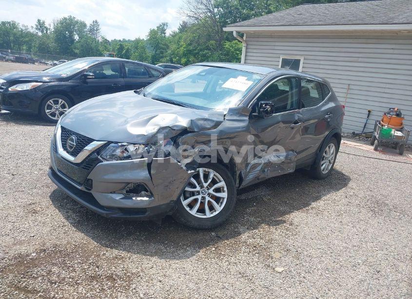 Photo 2 of 2020 Nissan Rogue SPORT S AWD XTRONIC CVT (VIN JN1BJ1CW8LW648198)