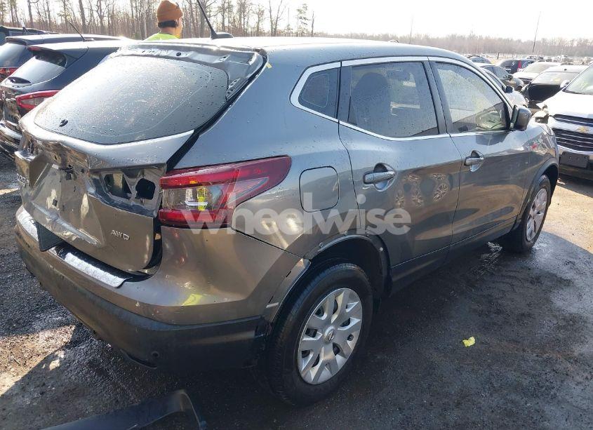 Photo 4 of 2020 Nissan Rogue SPORT S AWD XTRONIC CVT (VIN JN1BJ1CW9LW387986)