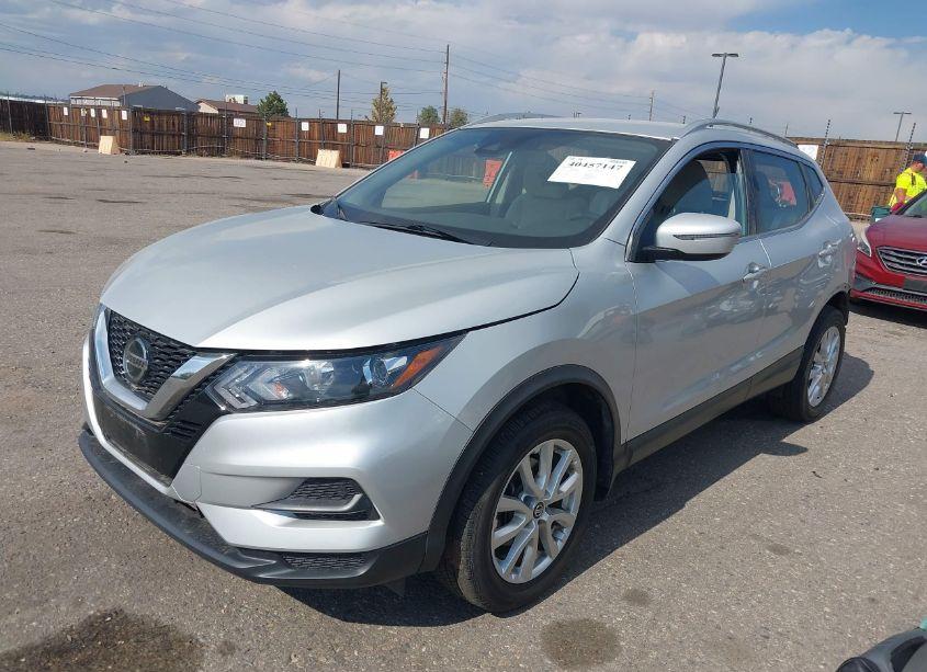 Photo 2 of 2020 Nissan Rogue SPORT SV AWD XTRONIC CVT (VIN JN1BJ1CW9LW393092)