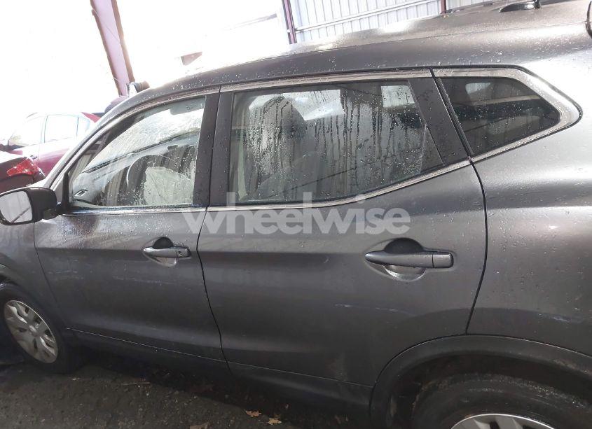 Photo 14 of 2020 Nissan Rogue SPORT S AWD XTRONIC CVT (VIN JN1BJ1CW9LW640224)