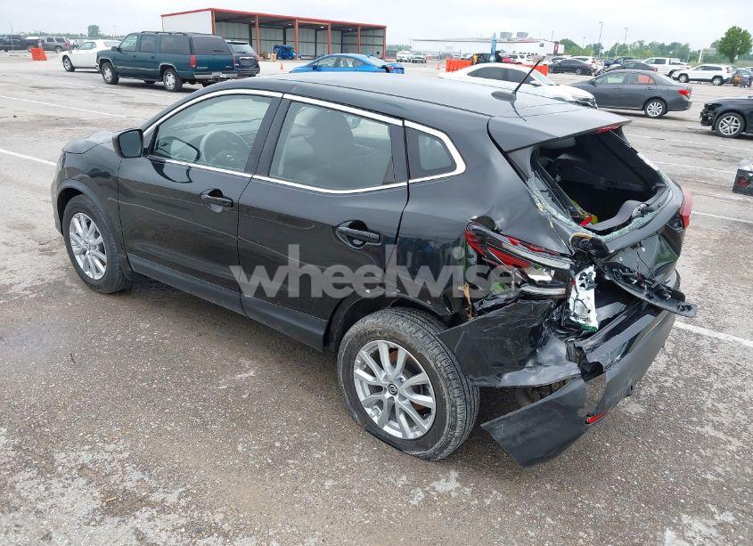 Photo 3 of 2020 Nissan Rogue SPORT S AWD XTRONIC CVT (VIN JN1BJ1CW9LW647335)