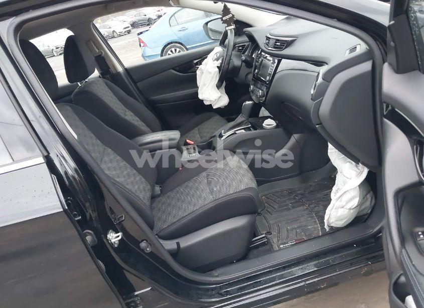 Photo 5 of 2020 Nissan Rogue SPORT SV AWD XTRONIC CVT (VIN JN1BJ1CW9LW648081)