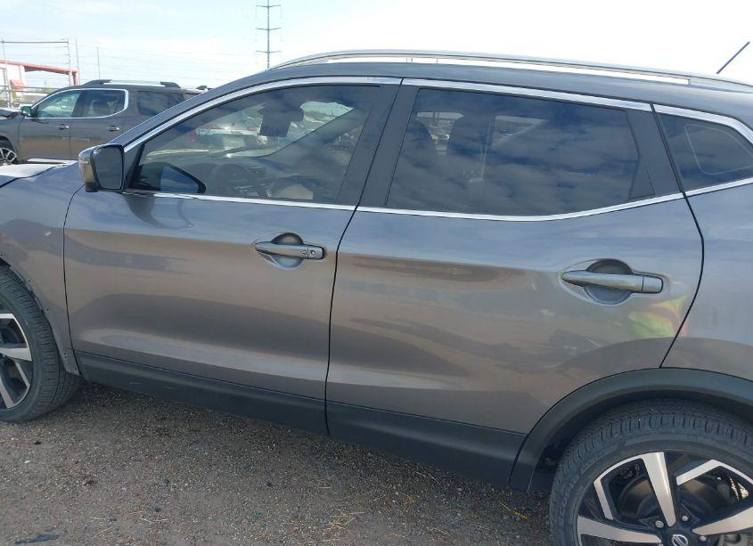 Photo 15 of 2022 Nissan Rogue SPORT SL AWD XTRONIC CVT (VIN JN1BJ1CW9NW492563)