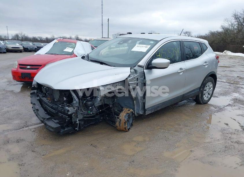 Photo 2 of 2020 Nissan Rogue SPORT S AWD XTRONIC CVT (VIN JN1BJ1CWXLW365494)