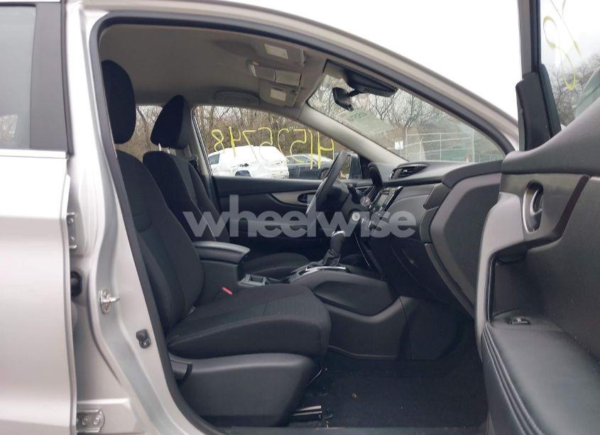 Photo 5 of 2020 Nissan Rogue SPORT S AWD XTRONIC CVT (VIN JN1BJ1CWXLW365494)