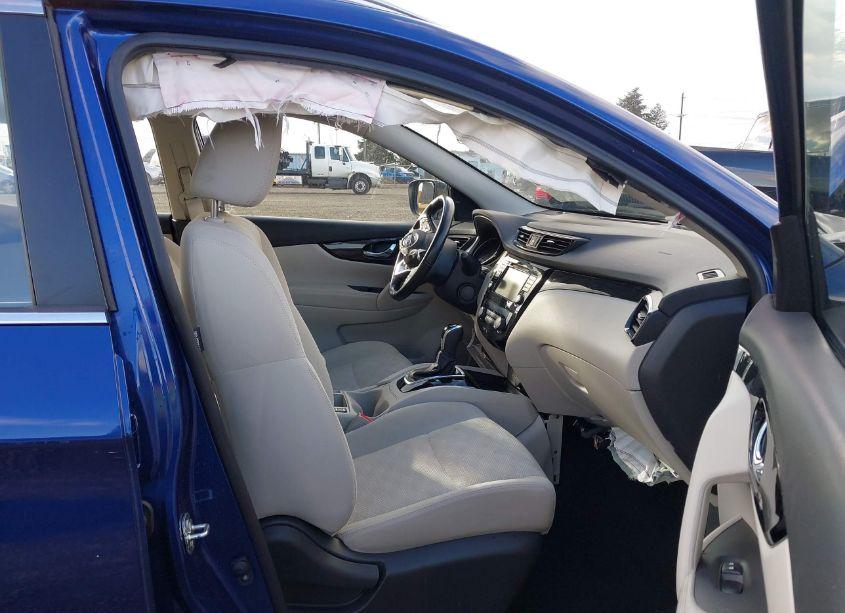 Photo 5 of 2020 Nissan Rogue SPORT SV AWD XTRONIC CVT (VIN JN1BJ1CWXLW370498)