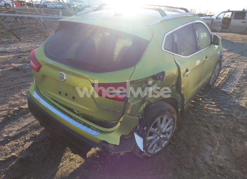 Photo 4 of 2020 Nissan Rogue SPORT SV AWD XTRONIC CVT (VIN JN1BJ1CWXLW373479)