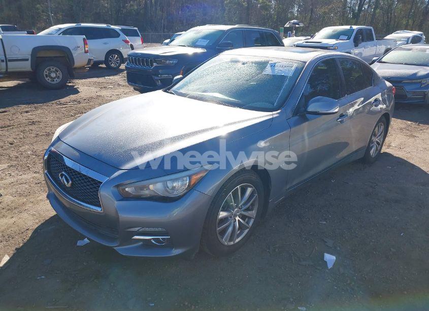 Photo 2 of 2014 Infiniti Q50 (VIN JN1BV7AP0EM674893)