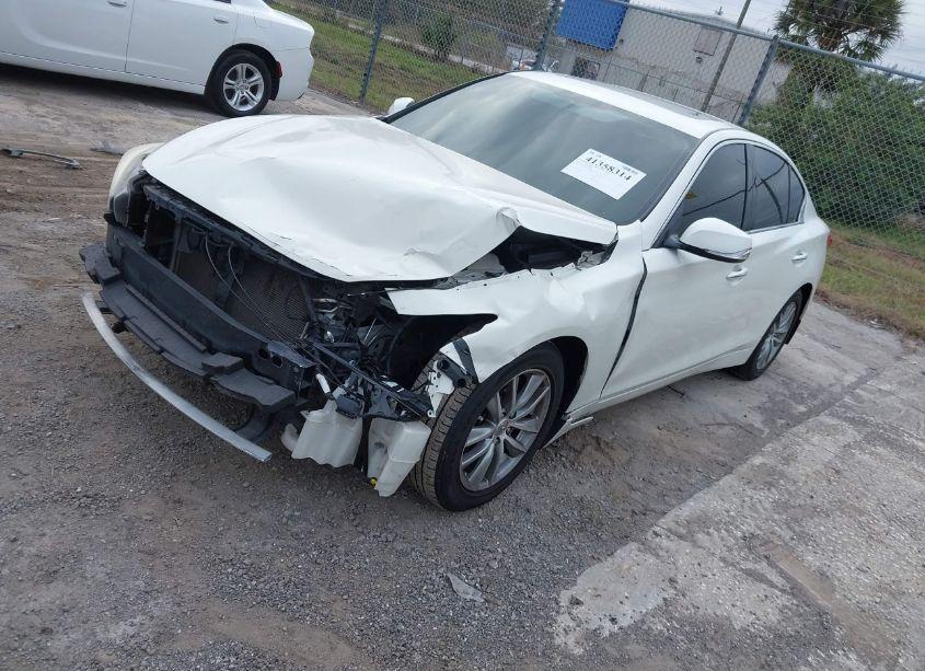 Photo 2 of 2014 Infiniti Q50 PREMIUM (VIN JN1BV7AP0EM686445)