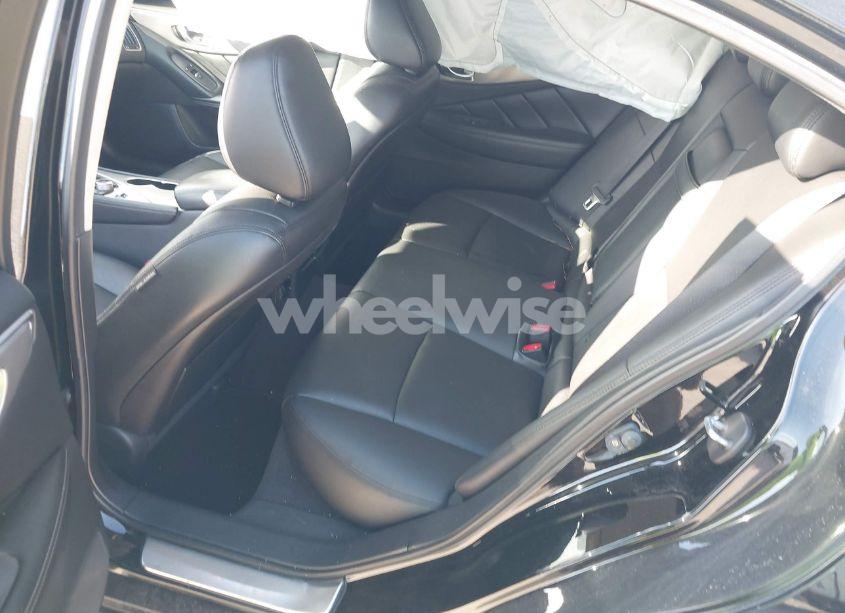 Photo 8 of 2015 Infiniti Q50 (VIN JN1BV7AP0FM331759)