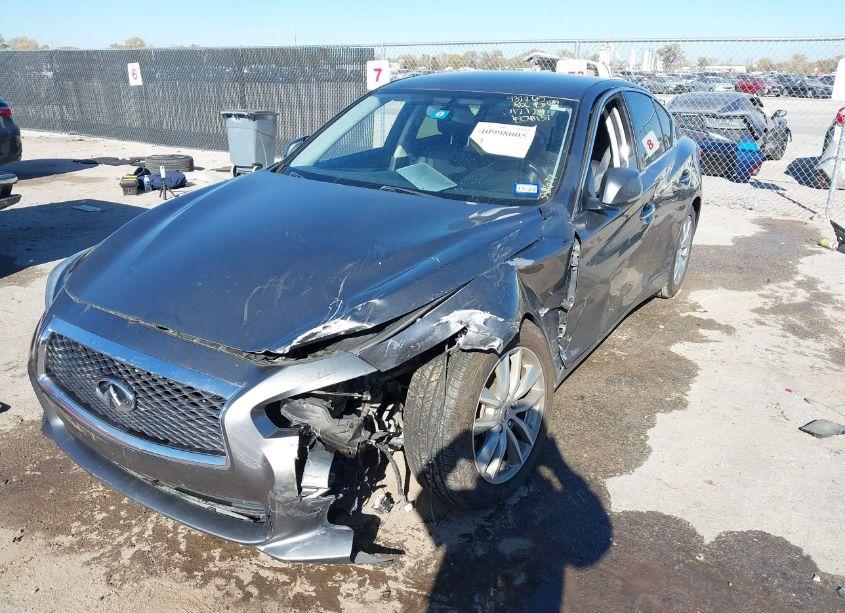 Photo 6 of 2015 Infiniti Q50 (VIN JN1BV7AP0FM338677)