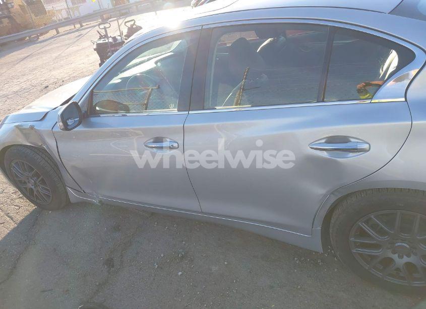 Photo 14 of 2015 Infiniti Q50 PREMIUM (VIN JN1BV7AP0FM340087)