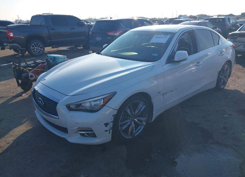 Photo 2 of 2015 Infiniti Q50 PREMIUM (VIN JN1BV7AP0FM353731)