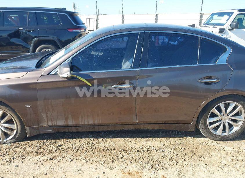 Photo 13 of 2015 Infiniti Q50 PREMIUM (VIN JN1BV7AP0FM353969)