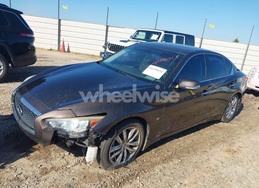 Photo 2 of 2015 Infiniti Q50 PREMIUM (VIN JN1BV7AP0FM353969)