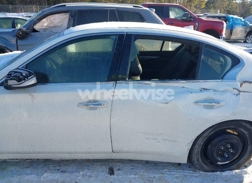 Photo 14 of 2015 Infiniti Q50 PREMIUM/SPORT (VIN JN1BV7AP0FM355799)