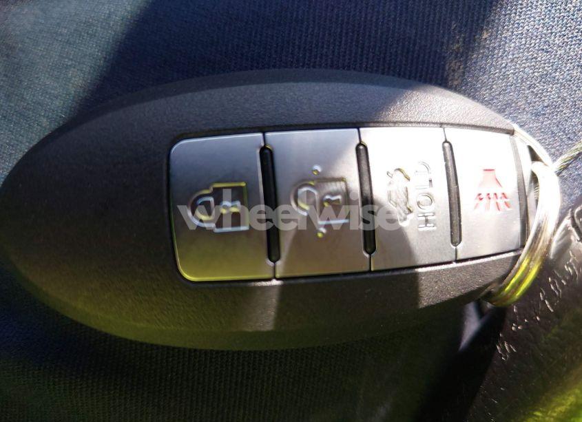 Photo 11 of 2015 Infiniti Q50 PREMIUM (VIN JN1BV7AP1FM349185)