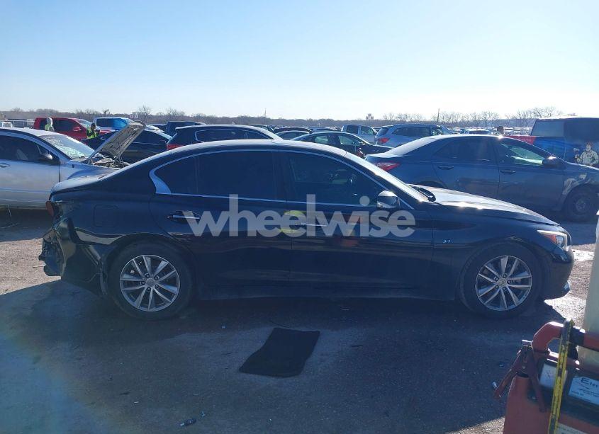 Photo 14 of 2015 Infiniti Q50 PREMIUM (VIN JN1BV7AP1FM351244)